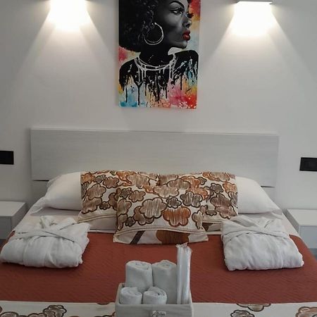 Rainbow Sweet Rooms Valmontone Exteriér fotografie